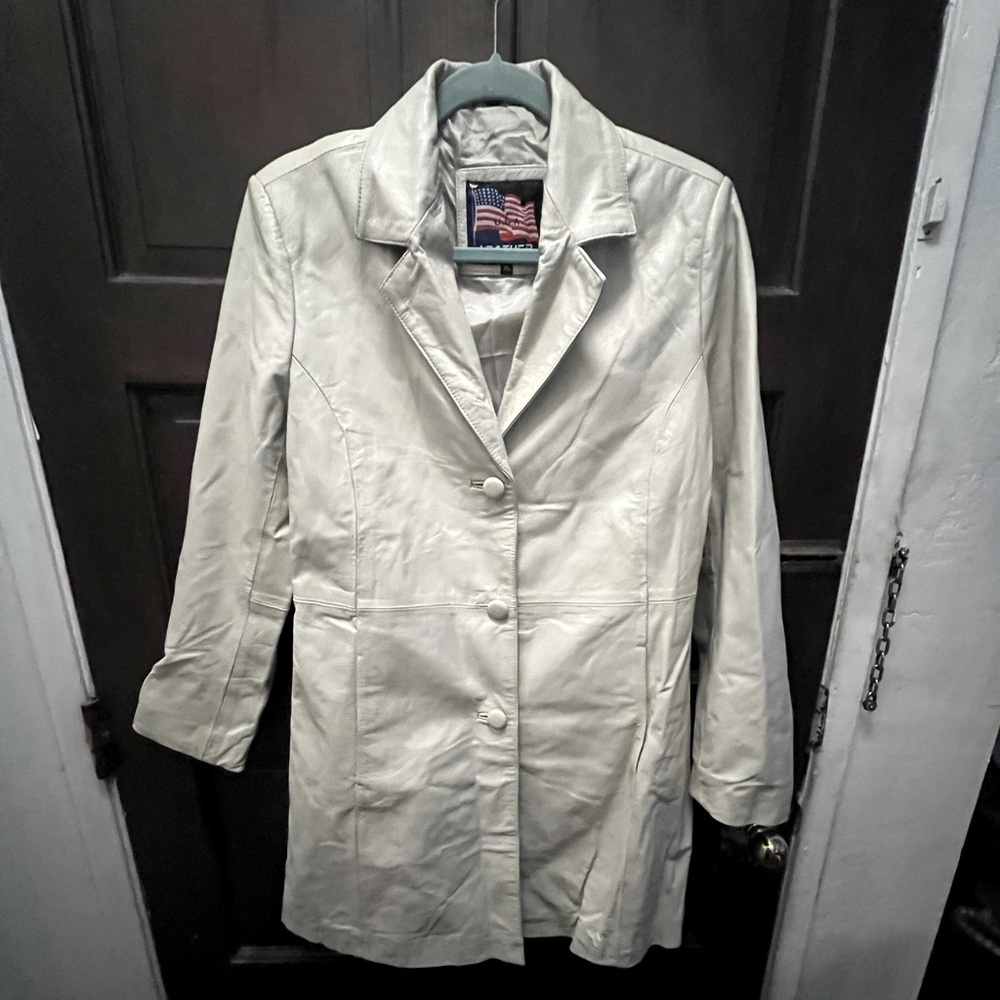 Vintage American Cream Leather XL Collared Coat - Timeless Style
